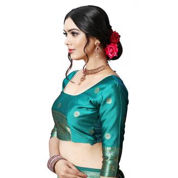 Green printed silk blend saree with blouse 7
