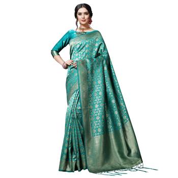 Green printed silk blend saree with blouse 1