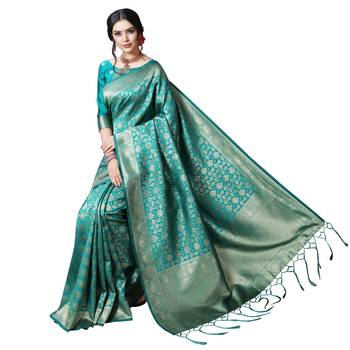 Green printed silk blend saree with blouse 5