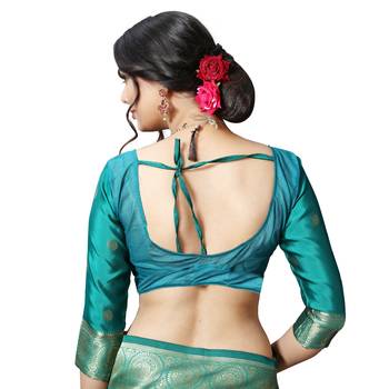 Green printed silk blend saree with blouse 8