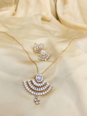 Gold pendants 1