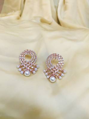Gold earrings 2