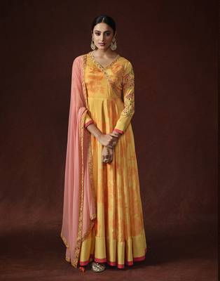 Multicolor resham embroidery crepe salwar 1