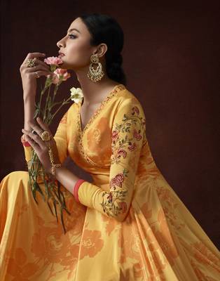 Multicolor resham embroidery crepe salwar 2