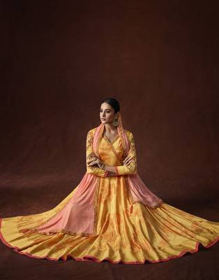 Multicolor resham embroidery crepe salwar 3
