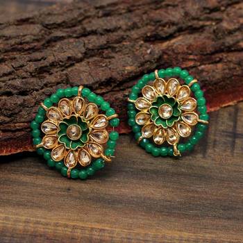 Multicolor Studs 4