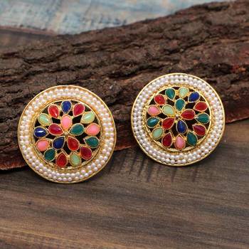 Multicolor Studs 3