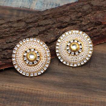 Multicolor Studs 2