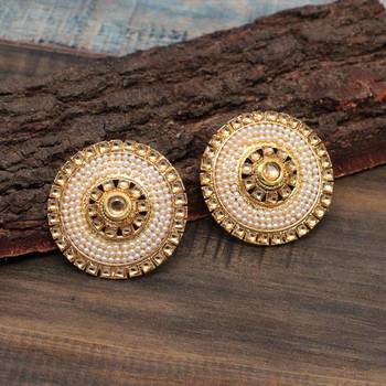 Multicolor Studs 3