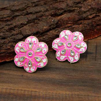 Multicolor Studs 4
