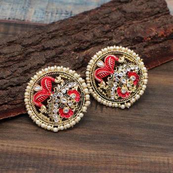 Multicolor Studs 4