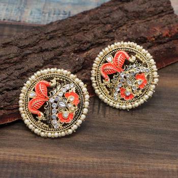 Multicolor Studs 3