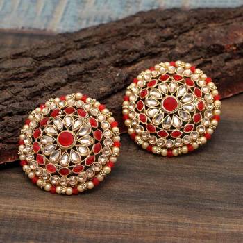 Multicolor Studs 4