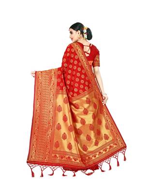Red printed silk blend saree with blouse 3