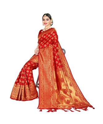 Red printed silk blend saree with blouse 4
