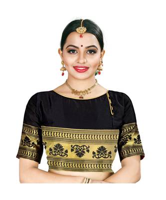 Black printed silk blend saree with blouse 5