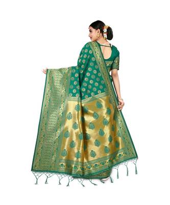 Green printed silk blend saree with blouse 3