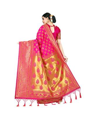 Pink printed silk blend saree with blouse 3