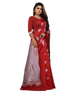 Red Color Banarasi Silk Jacquard Work Silver Peacock Banarasi Saree With Blouse 3