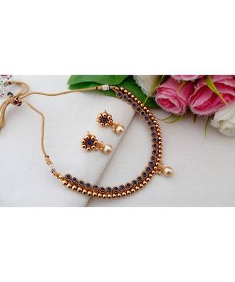 Cute Antique Neckset With A Pair Of Matching Ear Rings 1