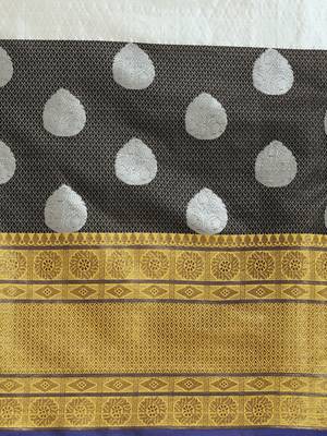 Silver Woven Silk Blend Saree With Blouse 3