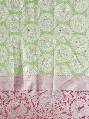 Green woven silk blend saree with blouse 3