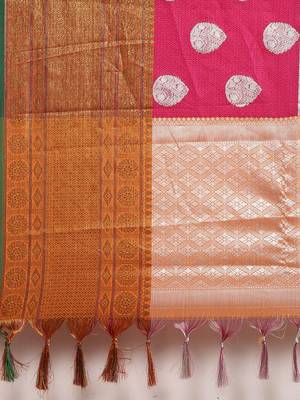 Silver woven silk blend saree with blouse 4