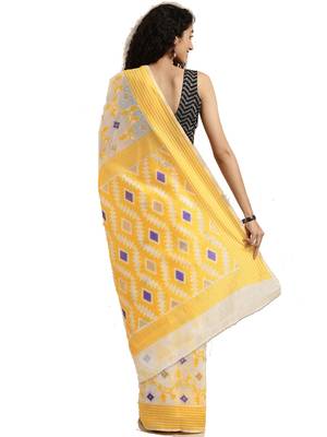 White Woven Cotton Silk Saree With Blouse 2