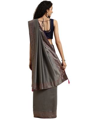 Grey woven silk blend saree with blouse 2