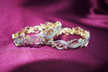 Gold bangles-and-bracelets 3