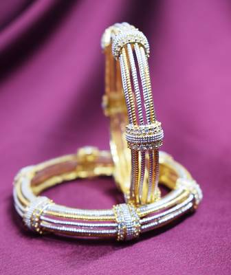 Gold bangles-and-bracelets 2
