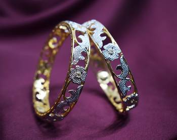 Gold bangles-and-bracelets 3