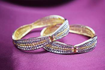 Gold bangles-and-bracelets 3