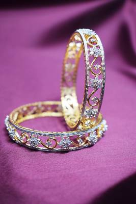 Gold bangles-and-bracelets 3
