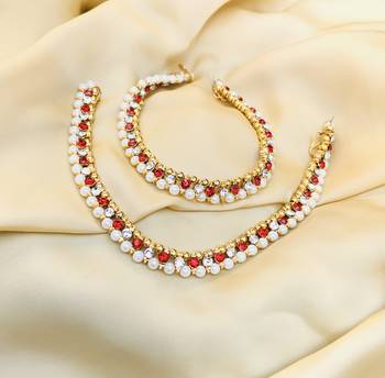 Gold anklets 1