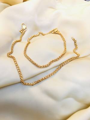 Gold anklets 2