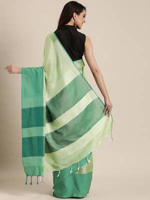 Green woven linen saree with blouse 2