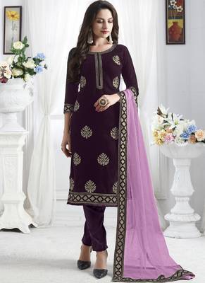 Purple Velvet Pakistani Salwar Kameez 1