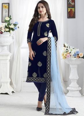 Blue Velvet Pakistani Salwar Kameez 1
