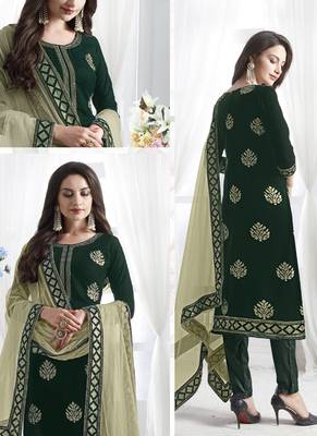 Green Velvet Pakistani Salwar Kameez 2