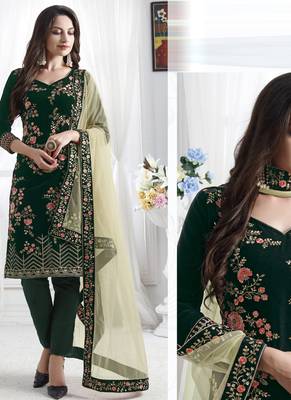 Green Velvet Pakistani Salwar Kameez 2