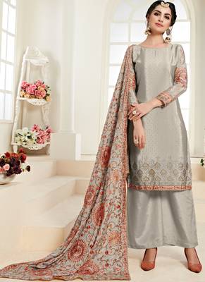 Grey Chiffon Pakistani Salwar Kameez 1