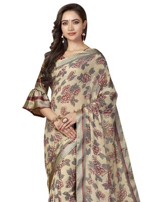 Off White Printed Georgette Saree With Blouse 2