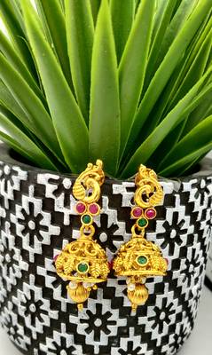 Gold Plated Red And Green Stone Laxmi Pendant Jewellery Set 6