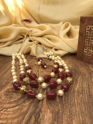 Red necklace-sets 3