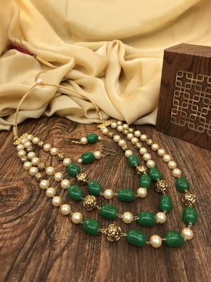 Green necklace-sets 1