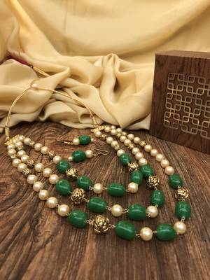 Green necklace-sets 2