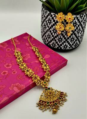Gold Plated Pink & Green Stone Studded Jewellery Set 5