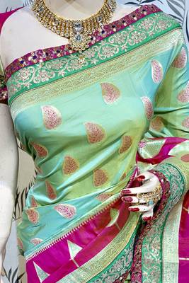 Green Embroidered Pure Banarasi Silk Saree With Blouse 2