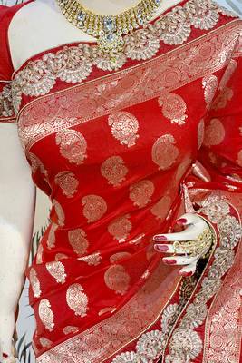 Red Embroidered Pure Banarasi Silk Saree With Blouse 2